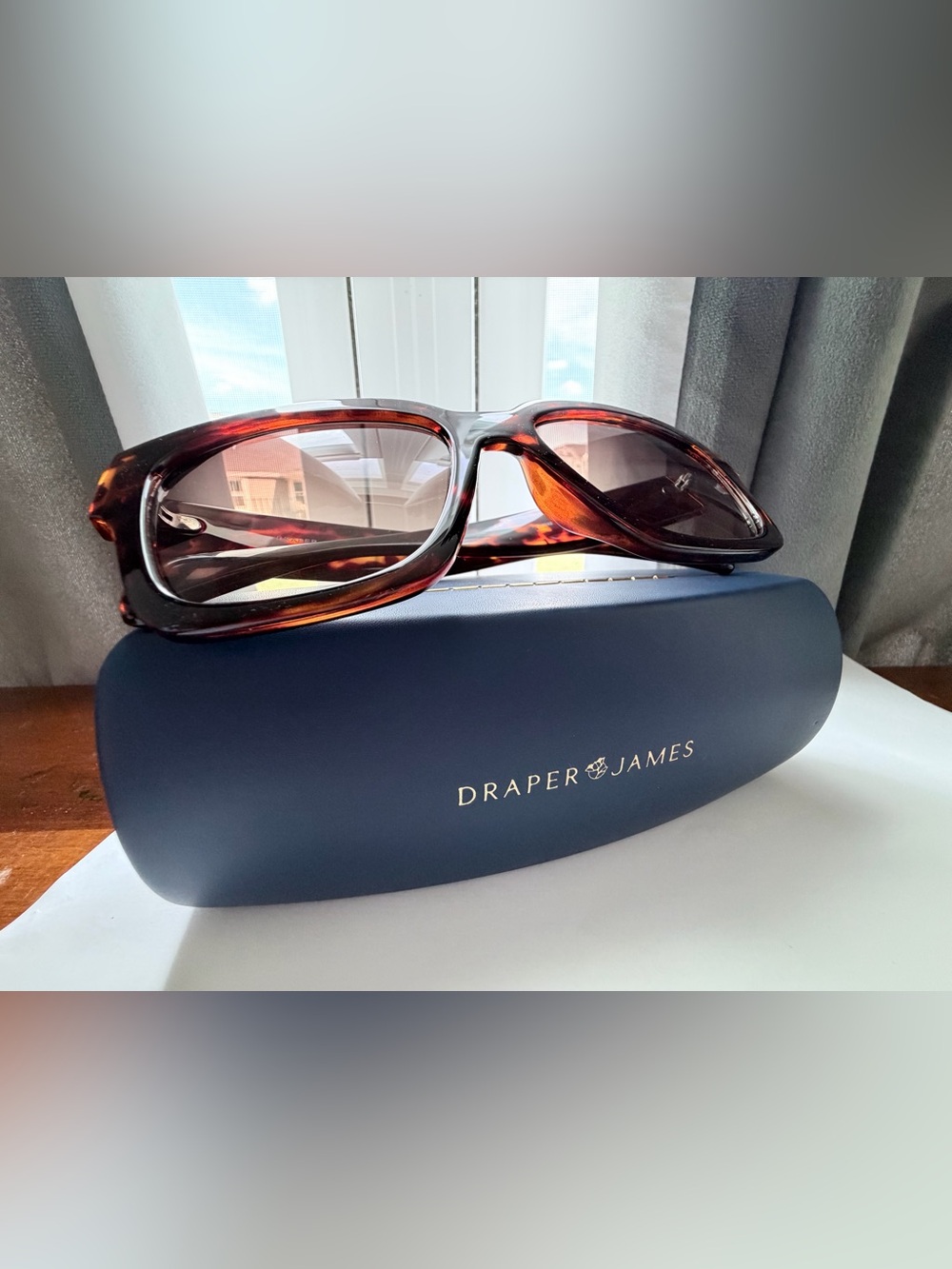 Draper James DJ7047 Tortoise Square Sunglasses NWOT